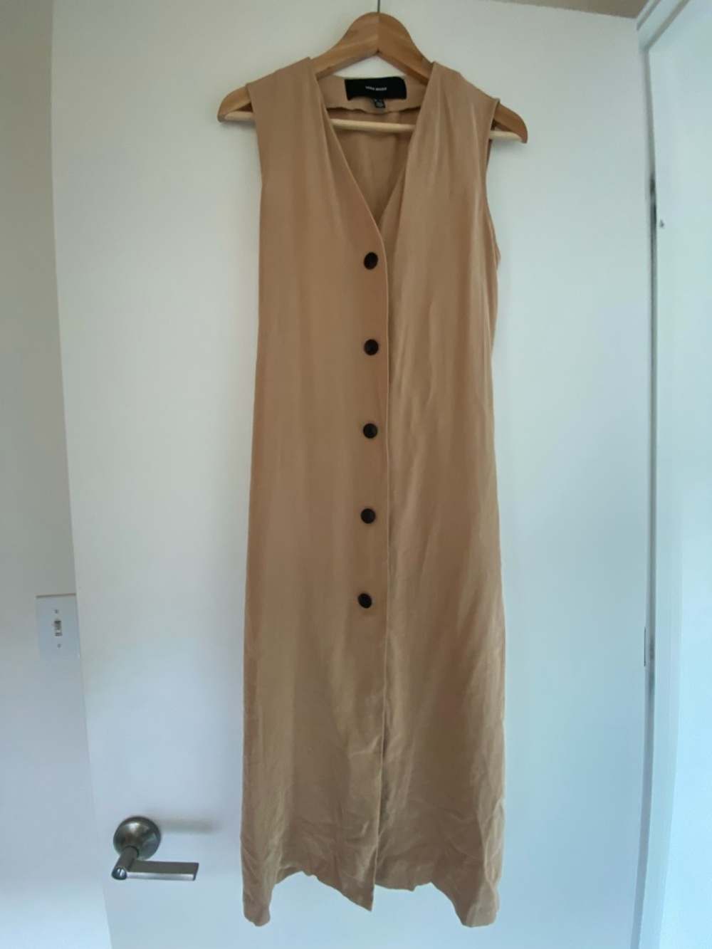 Vero Moda Sleeveless Button-Front Beige Maxi Dress /Long Vest